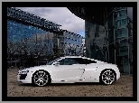 Audi R8, Miasto